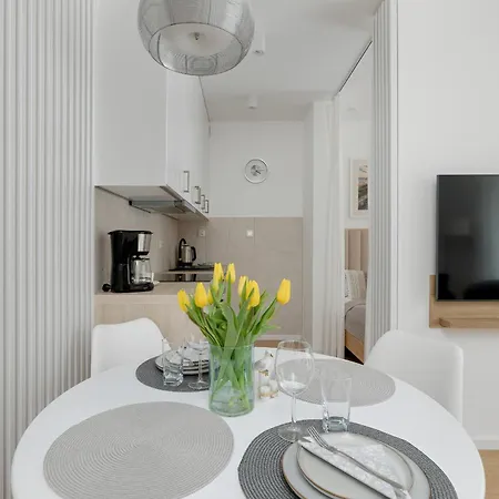 Baltic Marina With Balcony & Pet Friendly By Renters Apartmán