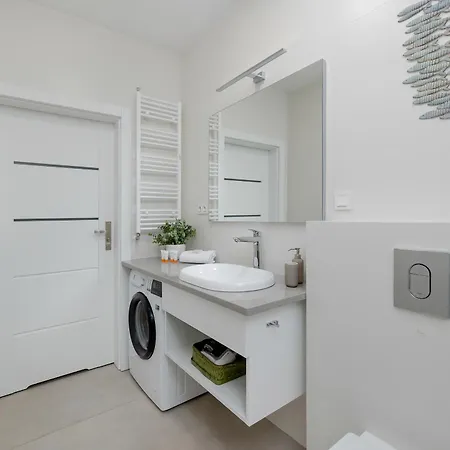Baltic Marina With Balcony & Pet Friendly By Renters * קולובז'ג